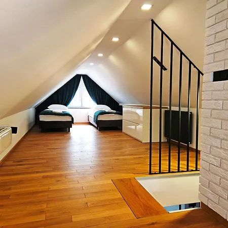 Z Jacuzzi Cztery Pory Roku