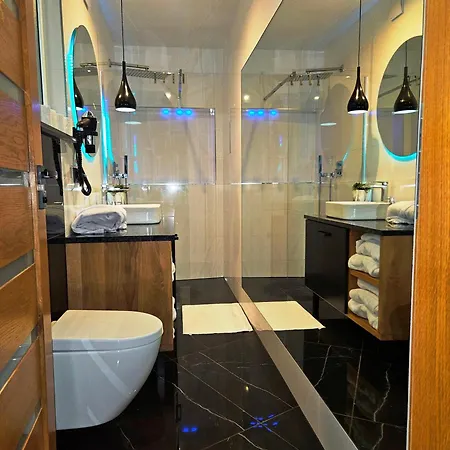 Z Jacuzzi Cztery Pory Roku Czchow