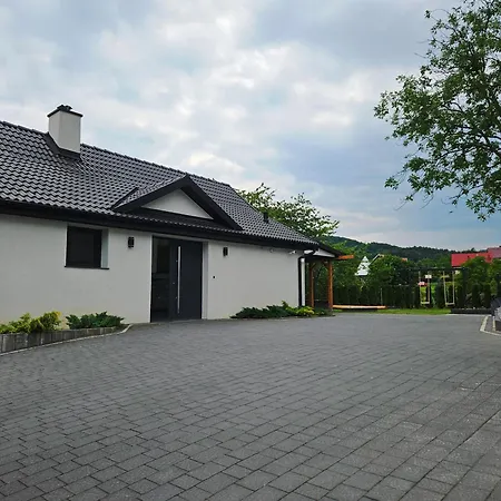 Cztery Pory Roku - Garncarska 1