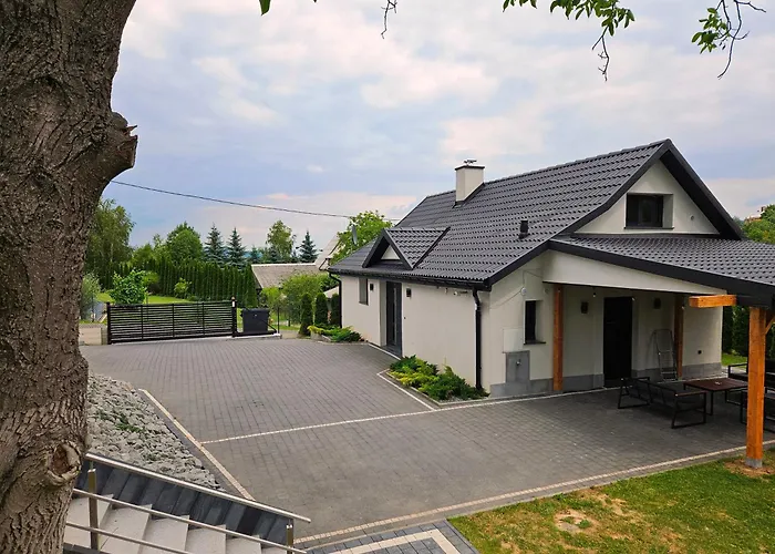 Vila Z Jacuzzi Cztery Pory Roku